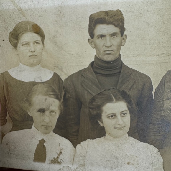 Antique 1919? Portrait Group Photo on Postcard Marion IL to Belle Rive IL - Picture 5 of 6